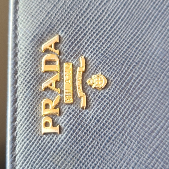 Prada wallet in navy blue - Picture 7 of 7